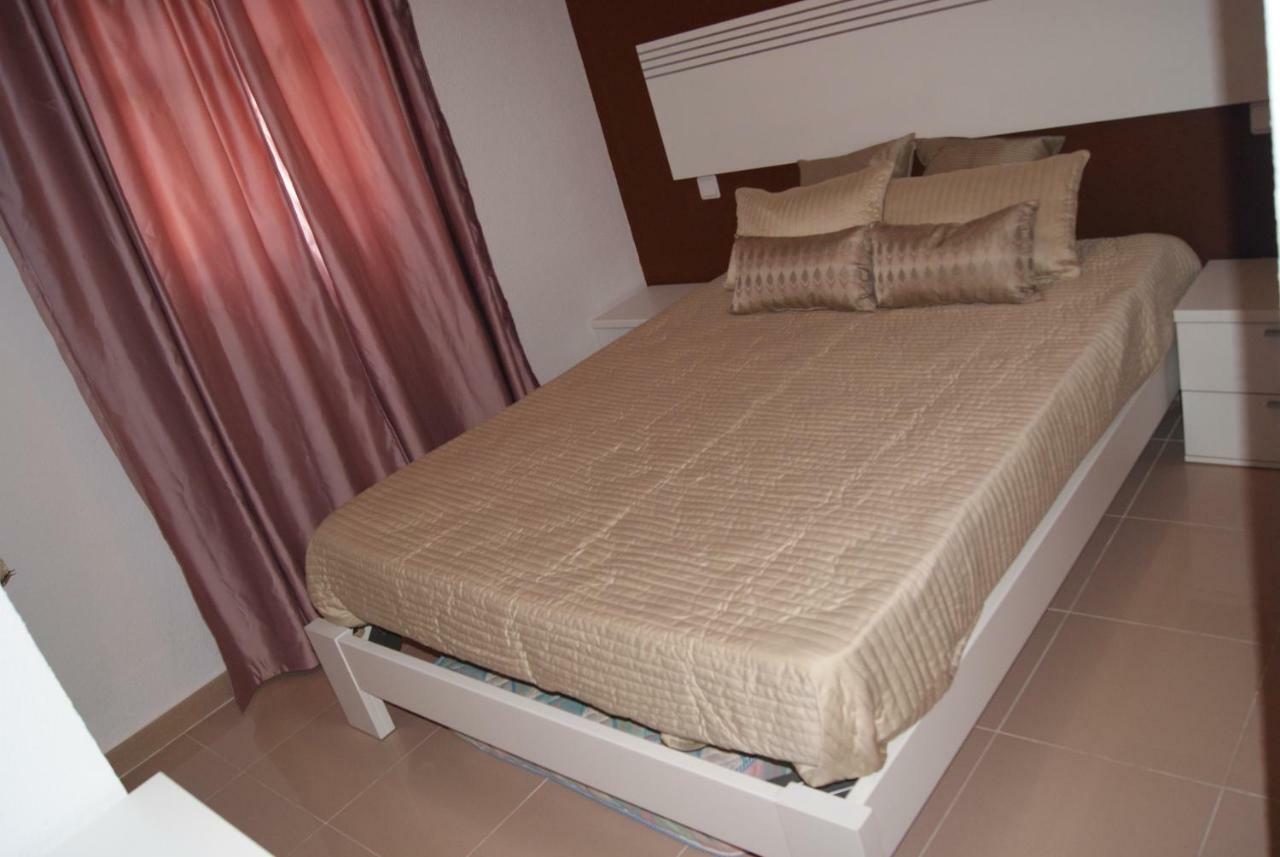 Costa Ballena Comodo Bajo Con Piscina, Patio Y 3 Dormitorios Parking Free Rota Kültér fotó